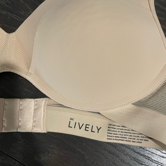 Lively All-Day Deep V No Wire Bundle - Picture 2 of 3